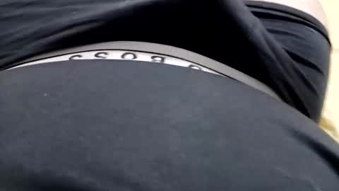 Snapshot of tightsmanuk91 chatting on February 3, 10:31 am Tightsmaleuk.pantyhosehairymale online show from February 3, 10:31 am