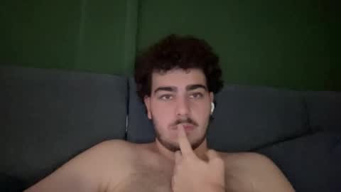 Snapshot of tim499363 chatting on October 14, 11:11 am tim499363 online show from October 14, 11:11 am