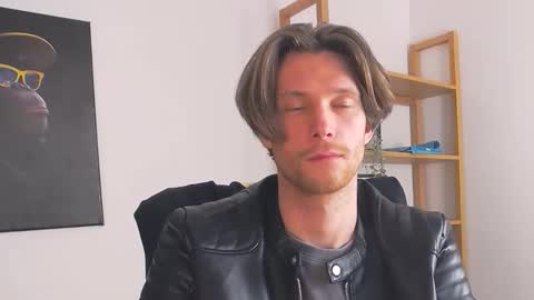 ask me online show from November 30, 8:13 pm