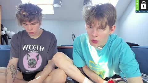 Snapshot of tim_milll chatting on February 7, 8:22 am Tim online show from February 7, 8:22 am