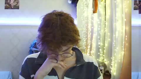 Snapshot of timbunnyy chatting on May 15, 11:45 pm Wille online show from May 15, 11:45 pm