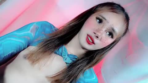 Snapshot of timea_slut69xx chatting on December 21, 10:50 pm Happy Birthday To Me online show from December 21, 10:50 pm