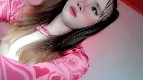 Snapshot of timea_slut69xx chatting on May 29, 10:57 am Happy Birthday To Me online show from May 29, 10:57 am