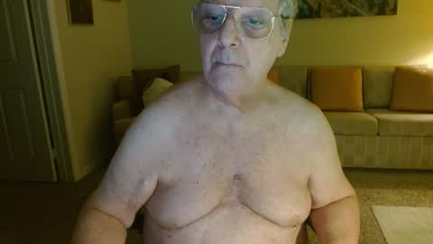 timealone120000 online show from December 5, 12:19 am