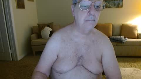 Snapshot of timealone120000 chatting on January 5, 8:23 pm timealone120000 online show from January 5, 8:23 pm