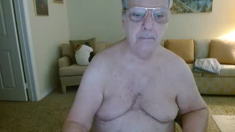 Snapshot of timealone120000 chatting on February 17, 7:31 pm timealone120000 online show from February 17, 7:31 pm