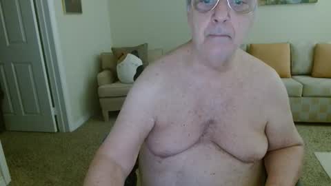 Snapshot of timealone120000 chatting on February 22, 8:07 pm timealone120000 online show from February 22, 8:07 pm