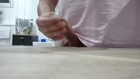 Snapshot of timfeet821371 chatting on April 3, 4:05 pm timfeet821371 online show from April 3, 4:05 pm