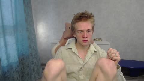 Snapshot of timmy7topcut chatting on February 6, 9:22 am Timmy online show from February 6, 9:22 am