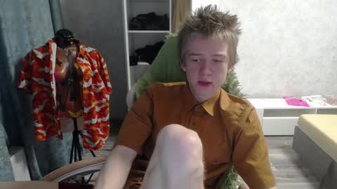 Snapshot of timmy7topcut chatting on February 16, 6:43 pm Timmy online show from February 16, 6:43 pm