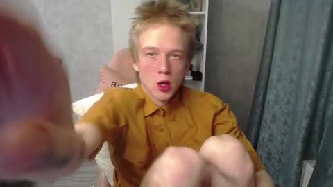 Snapshot of timmy7topcut chatting on February 18, 4:05 pm Timmy online show from February 18, 4:05 pm