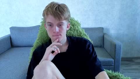 Snapshot of timmy7topcut chatting on October 11, 5:39 am Timmy online show from October 11, 5:39 am