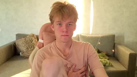 Snapshot of timmy7topcut chatting on October 28, 9:57 am Timmy online show from October 28, 9:57 am