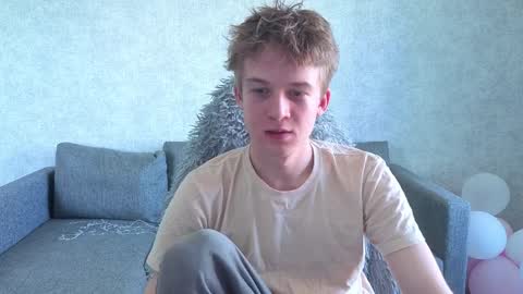 Snapshot of timmy7topcut chatting on April 9, 6:13 am Timmy online show from April 9, 6:13 am