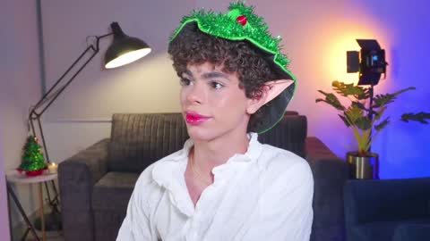 Snapshot of timmyshy chatting on December 5, 1:14 am timmyshy online show from December 5, 1:14 am