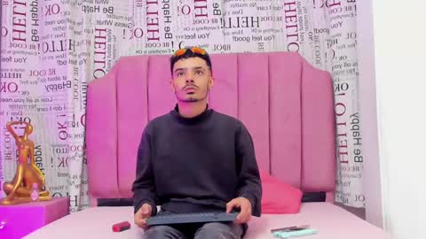 Evans  online show from October 22, 9:58 pm