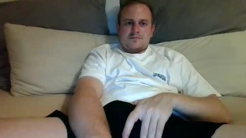 Snapshot of timothy__sf chatting on November 8, 1:17 am Tim online show from November 8, 1:17 am