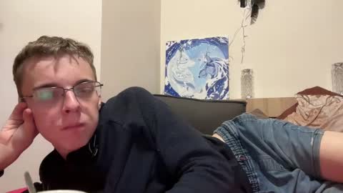 Snapshot of timveret chatting on December 3, 12:46 am Wizard online show from December 3, 12:46 am