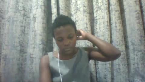 Snapshot of tina2030_1 chatting on July 1, 7:24 pm tee online show from July 1, 7:24 pm