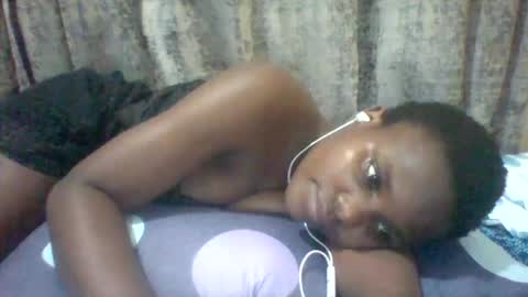 Snapshot of tina2030_1 chatting on July 8, 7:51 pm tee online show from July 8, 7:51 pm