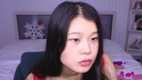 Snapshot of tina__kim chatting on December 11, 11:08 am tina__kim online show from December 11, 11:08 am