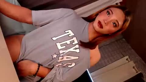 Tina online show from March 25, 9:37 am