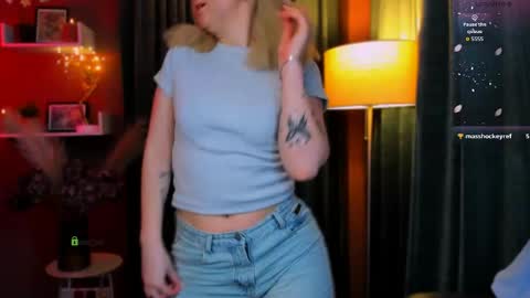 tina_golden1 online show from April 20, 7:04 pm