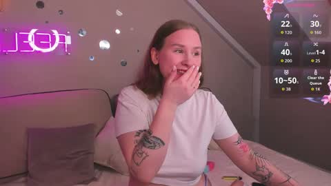 Stella online show from March 1, 9:22 am