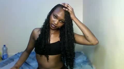 Tina online show from December 4, 9:45 pm