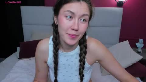 Tina  online show from November 23, 2:11 am