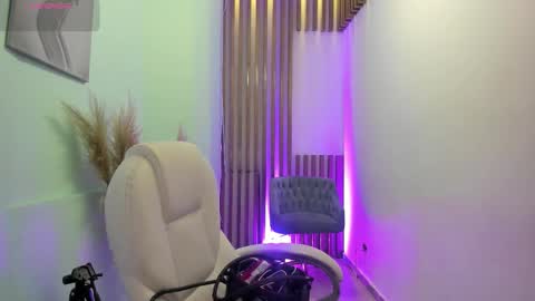 Tina  online show from December 15, 4:28 am