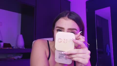 Snapshot of tinaajones_ chatting on May 1, 11:53 pm Tina online show from May 1, 11:53 pm