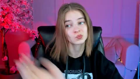 Tina Davil online show from December 14, 5:25 pm