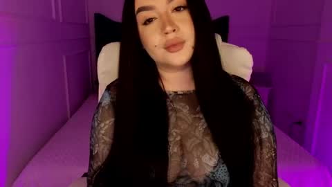 hi im curvy babyface girlie Tina online show from April 11, 7:45 am