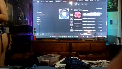 tinalover4u2 online show from February 17, 10:45 am