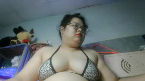 tini_bei online show from July 24, 4:38 pm