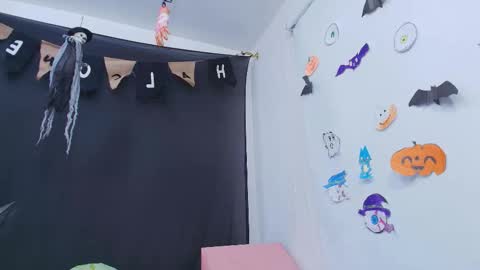 tinkerbell online show from October 11, 7:23 pm