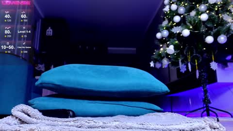 Tina online show from December 27, 1:32 am