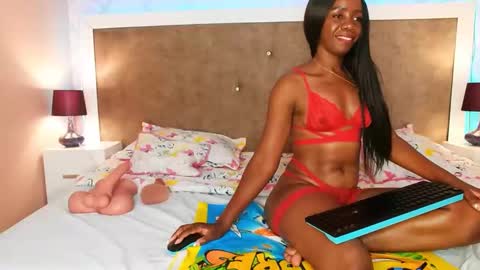 Tina online show from November 19, 8:53 pm