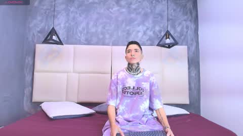 TINNY AND CANDY online show from October 17, 12:19 pm