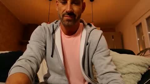 tinoclandestino online show from January 17, 11:15 am