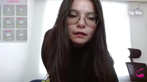 Tiny Caroline online show from January 16, 8:46 pm