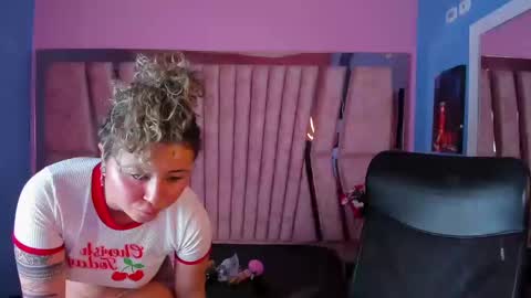 tiny online show from February 11, 2:46 am