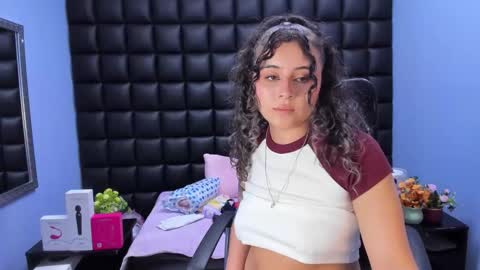 tiny online show from February 11, 4:06 am