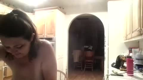 tinyassbossymilf online show from June 21, 7:22 am