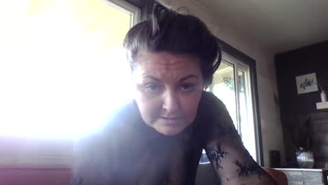 tinyassbossymilf online show from June 22, 8:50 pm