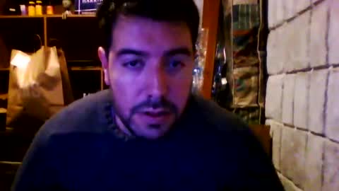 Snapshot of tinycock9393 chatting on May 30, 11:35 pm Benja online show from May 30, 11:35 pm