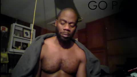 Snapshot of tinycock_1979 chatting on December 14, 10:56 am tinycock_1979 online show from December 14, 10:56 am