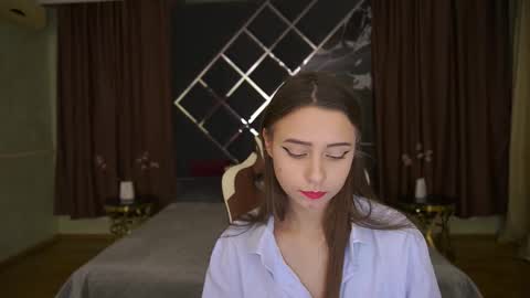 Snapshot of tinynataliee chatting on December 13, 9:53 pm tinynataliee online show from December 13, 9:53 pm