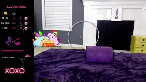 V - Read the bio please thanks. online show from February 11, 11:22 pm